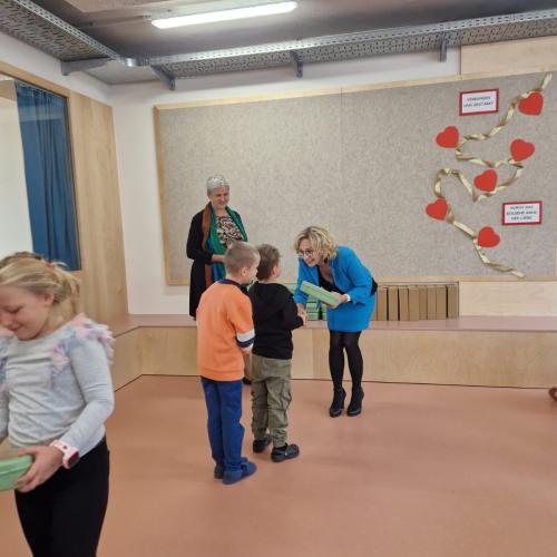 Jausendose_Überreichung