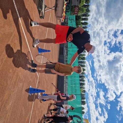 Tennis_1b