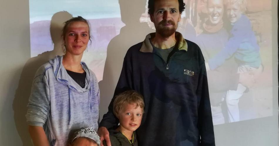 Die vierköpfige Radlerfamilie