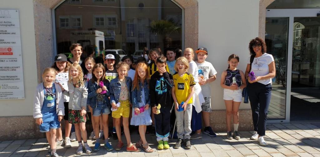 3a vor der Stadtbibliothek 3a vor der Stadtbibliothek